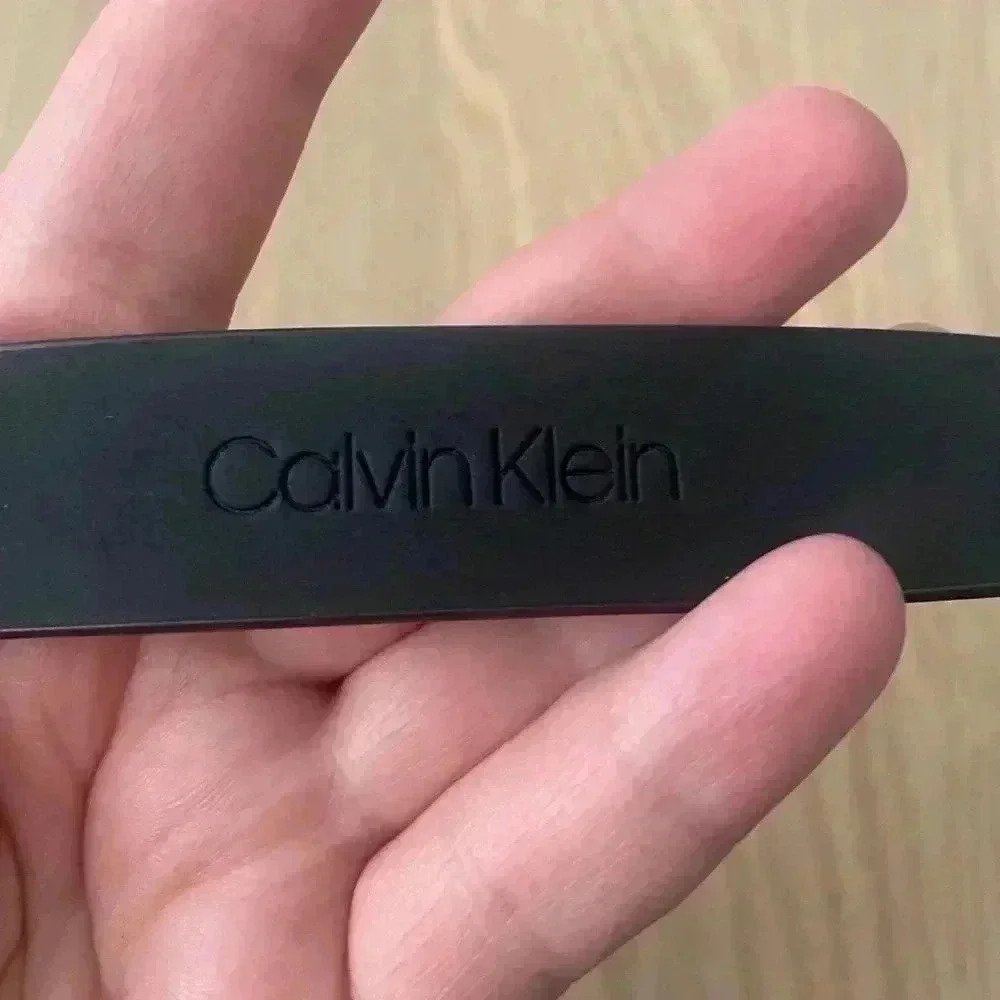 🆕Calvin Klein women's skinny belt CK Monogram Buckle S🆕 - Picture 8 of 11